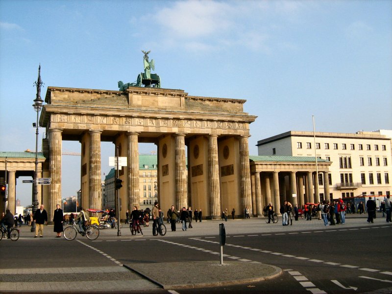 Berlin - Brandenburger Tor von Westen 2007