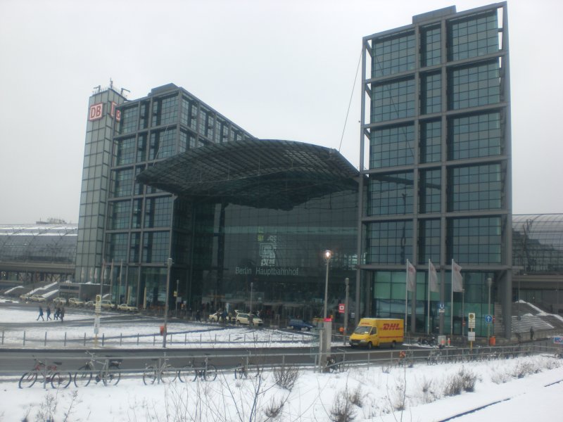 Berlin Dezember 2008, der Berliner Hauptbahnhof.