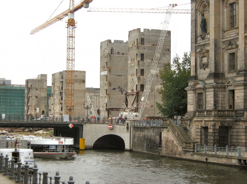 Berlin-Mitte, Reste des Palstes der Republik, 1. September 2008