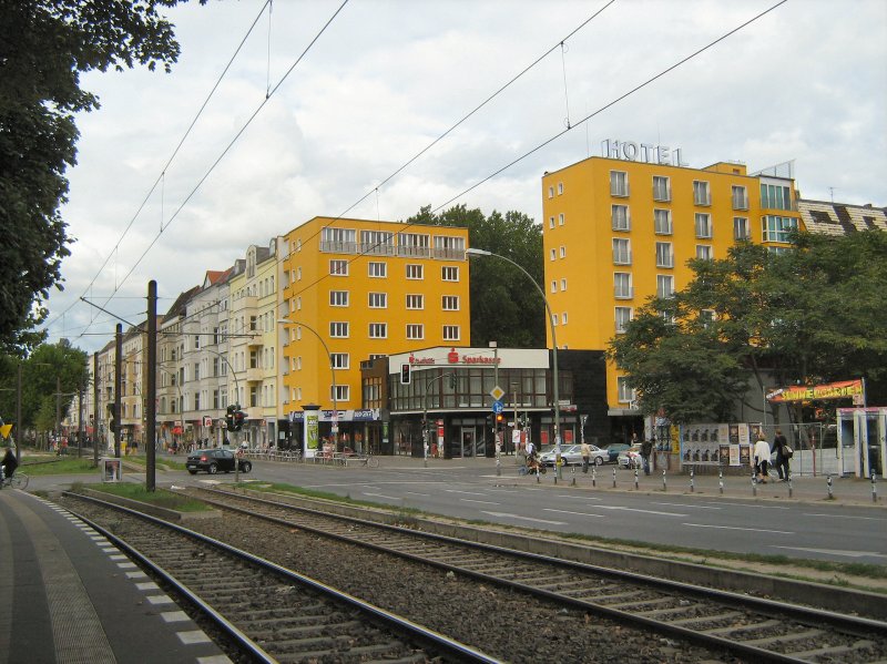 Berlin, Strassenzug bei der Warschaer Brcke, September 2008