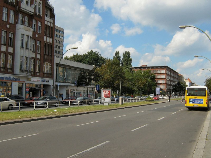 Berlin-Wedding, Mllerstrasse - Blick zum Rathaus (2007)