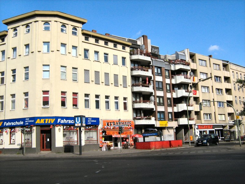 Berlin-WEDDING, Nauener Platz im Juni 2008