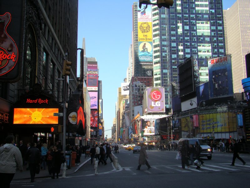 Blick auf dem Times Square/Broadway/ Seventh Avenue. Aufgenommen am 08.04.08