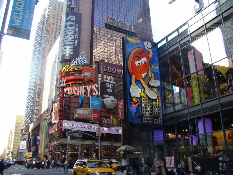 Blick auf dem Times Square/Seventh Avenue. Aufgenommen am 08.04.08