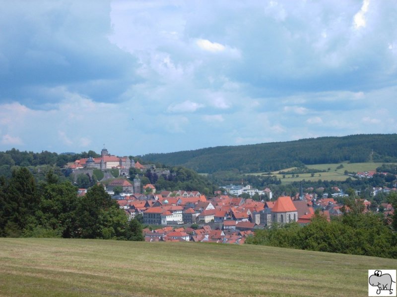 Blick auf die Kronacher Altstadt und die Festung Rosenberg. Die Aufnahme entstand am 10. Juni 2007.