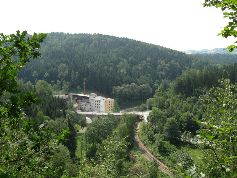 Blick auf den Ortsteil Floplatz der Stadt Wolkenstein im Zschopautal, 05.07.09