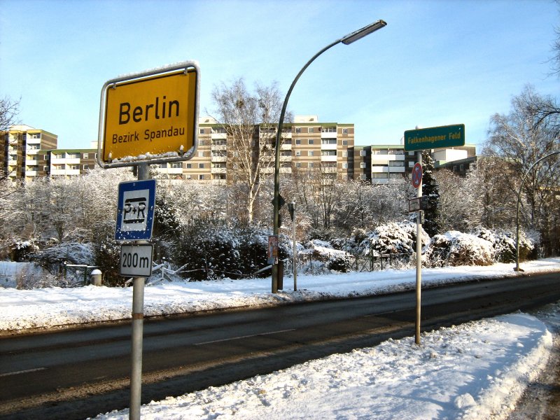 Blick von Brandenburg (Falkensee) nach Berlin-Spandau, Januar 2009