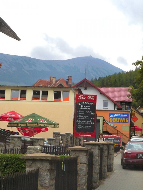 Blick von Krummhbel zur Schneekoppe, Sommer 2004 im polnischen Riesengebirge


Polen/Niederschlesien/Karpacz