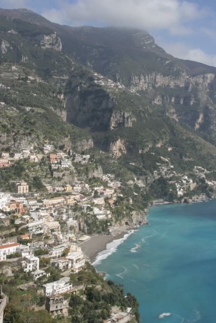 Blick von der Kstenstrae auf Positano; 02.03.2008