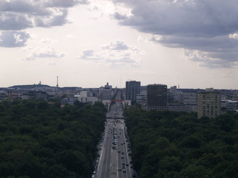 Blick von der Siegessule Richtung Ernst Reuter Platz.