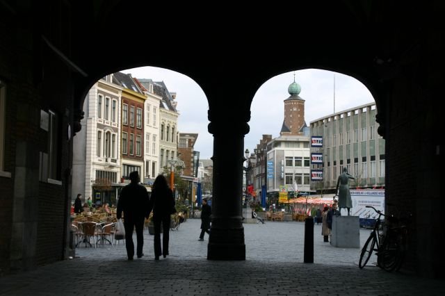 Blick vom St. Stevenskerkhof zum Grote Markt.