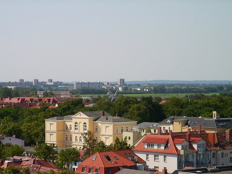 Blick ber Rostock-Warnemnde /mit Windmhle), Sommer 2004