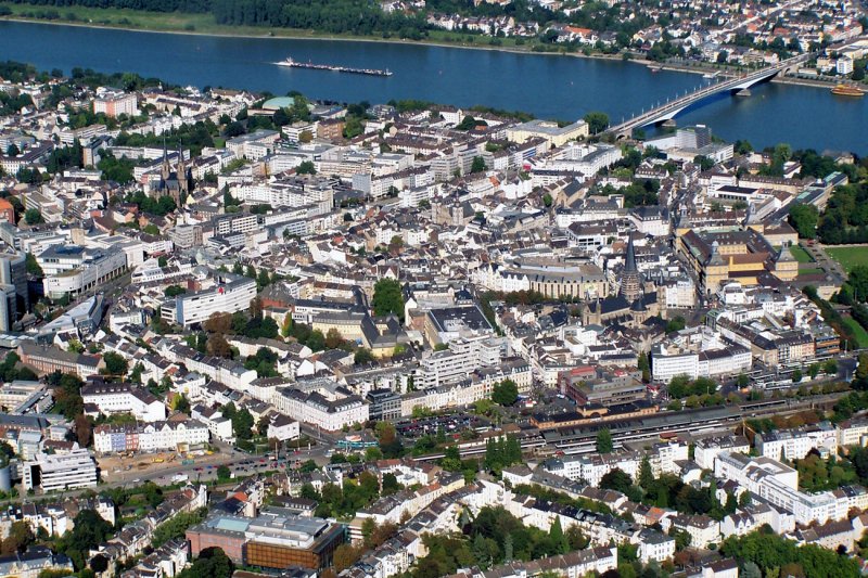 Bonn - Stadtmitte - Luftaufnahme - 19.09.2005