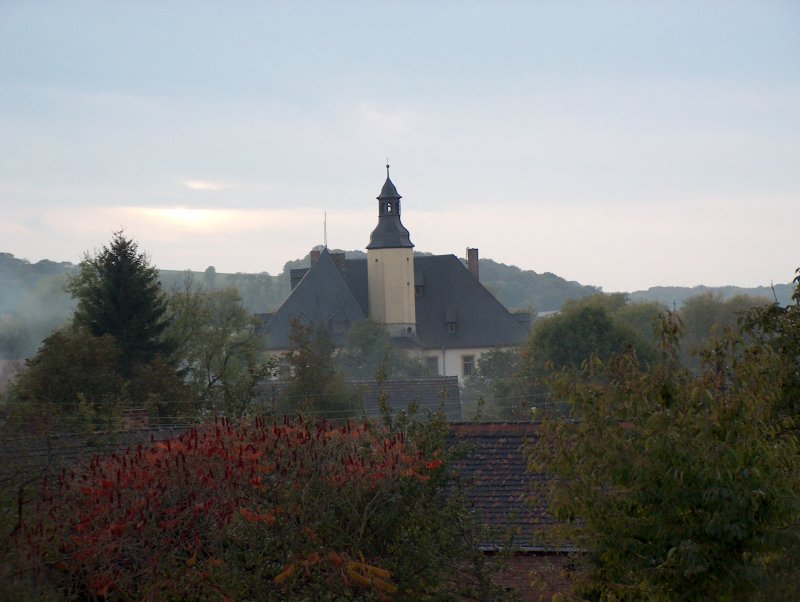 Burgenlandkreis - Blick auf das Schloss in Balgstdt - Foto vom 19.10.2005 
