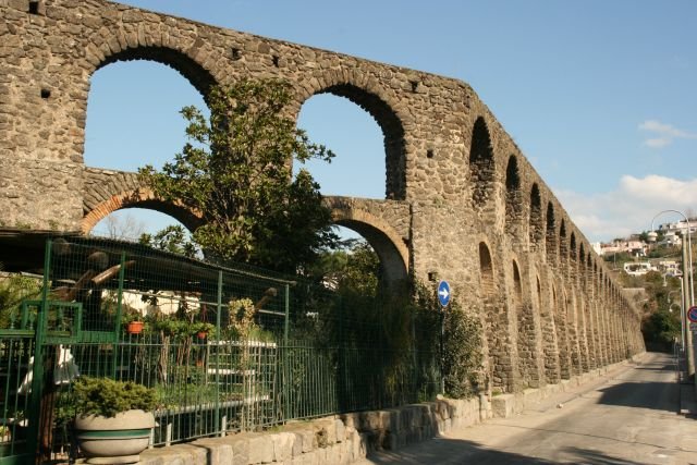 Das Acquedotto del Buceto in Barano.
