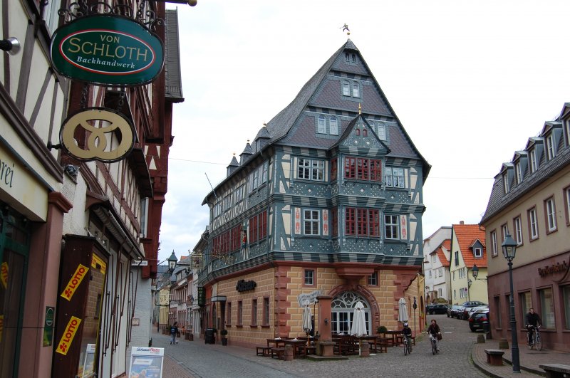 Das lteste deutsche Gasthaus - der Riese. Die Kche wie das ganze Lokal berhaupt sind echt empfehlenswert