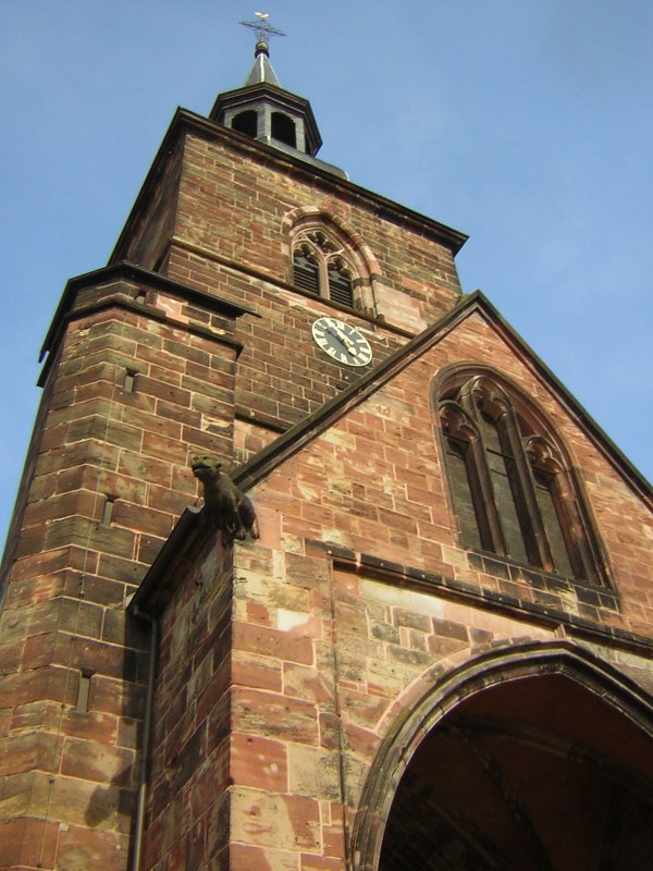 Das Bild zeigt die Stiftskirche von Saarbrcken.