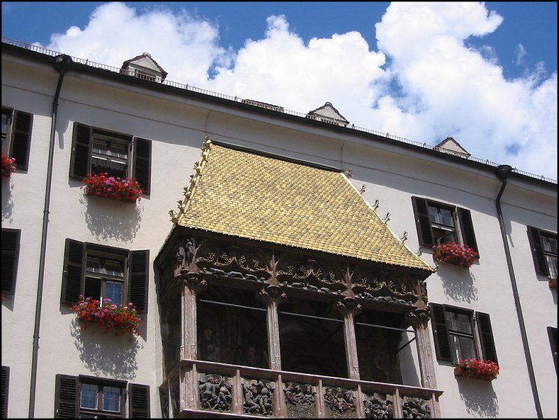 Das  Goldene Dachl  im Juli 2004.