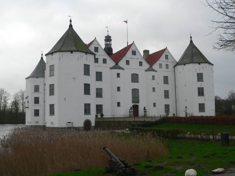Das Schloss Glcksburg wurde in den Jahren 1582-1587 erbaut. Im inneren finden sich Ausstellungen und teilweise Originaleinrichtungen. Januar 2007