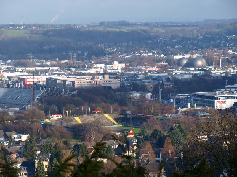 Der alte Tivoli in Aachen, links im Bild ist der Neubau des Stadions zu erkennen der im Sommer 2009 fertig sein wird. Das Bild wurde im Herbst 2008 vom Lousberg aufgenommen