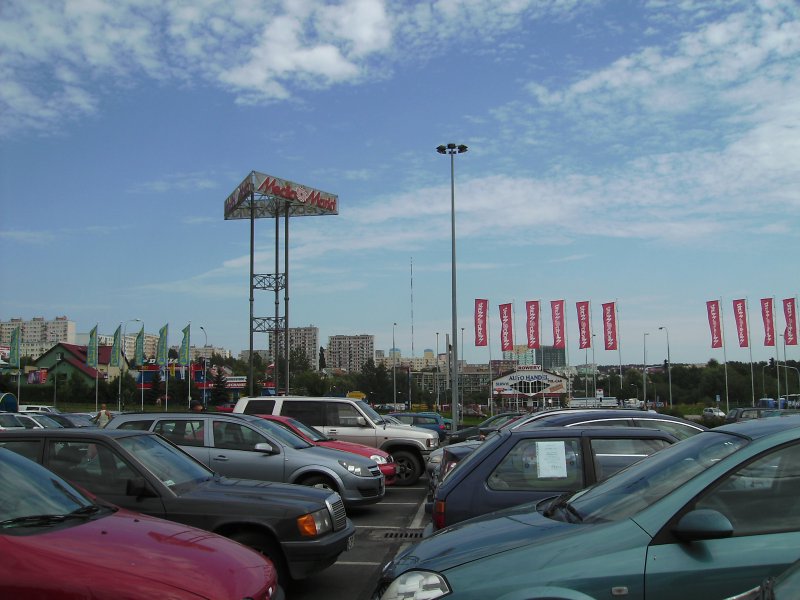 Der Blick vom Media Markt in Olsztyn auf die Blockhuser