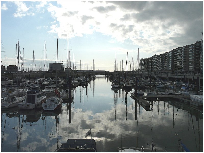 Der frhere Fischerhafen von Blankenberge wurde umgebaut in einen Yachthafen und hat mehr als 1000 Liegepltze. 12.09.08 (Jeanny) 