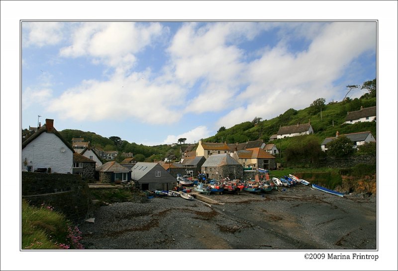Der kleine Hafen von Cadgwith - The Lizard Cornwall UK.