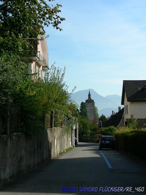 Der  Luegisland , ein Turm an der Museggmauer von ausserhalb der mittelalterlichen Mauer aus gesehen. 