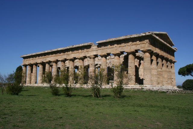 Der Neptun-Tempel ist das besterhaltenste Bauwerk der Anlage.