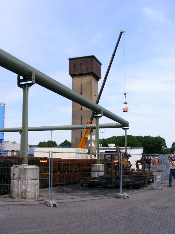 Der bungsturm der Grubenwehr der Zeche Auguste Victoria 3/7 in Marl beim Tag der offenen Tr am 9. Mai 2009. 
