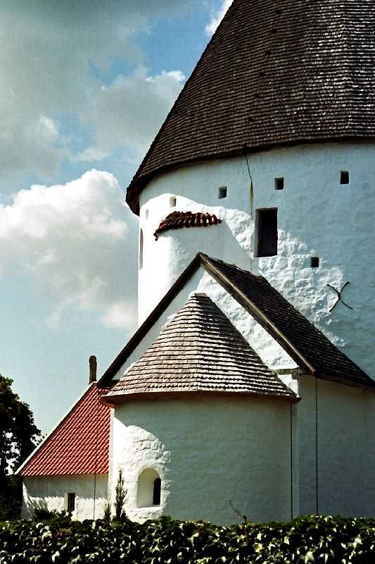 Detailansicht der Olskirke auf Bornholm (Aug. 1997)