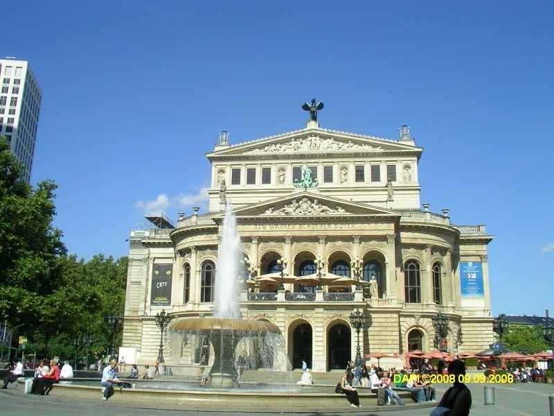 Die Alte Oper.