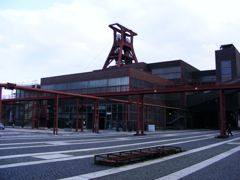 Die Anlagen von Schacht 12 der Zeche Zollverein in Essen-Katernberg am 28. Mrz 2009.