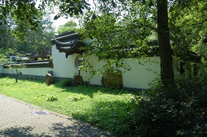 Die Auenmauer des Chinesischen Gartens in Bochum. 