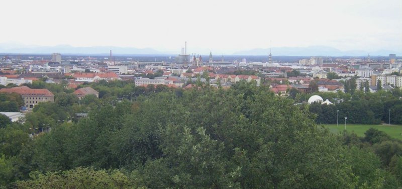 Die bayrische Landeshauptstadt vom Olympiaberg aus gesehen.