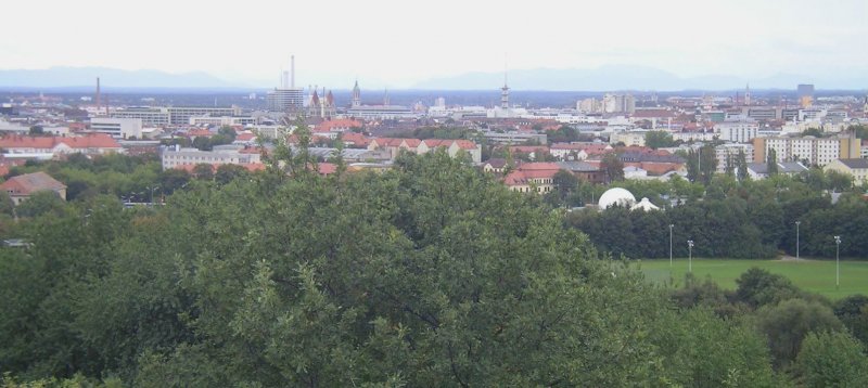 Die bayrische Landeshauptstadt vom Olympiaberg aus gesehen.