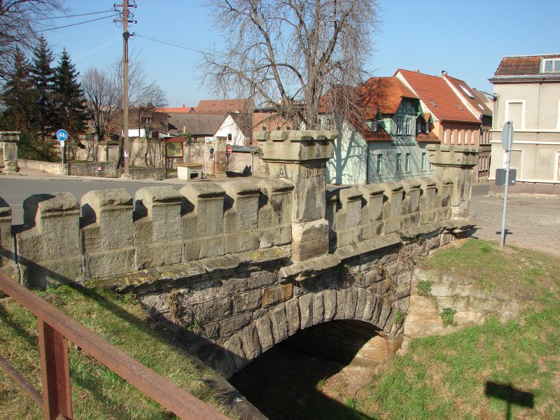 Die Brcke ber die Appel am Bahnhofsberg in Laucha - Aufnahme vom 24.02.2008