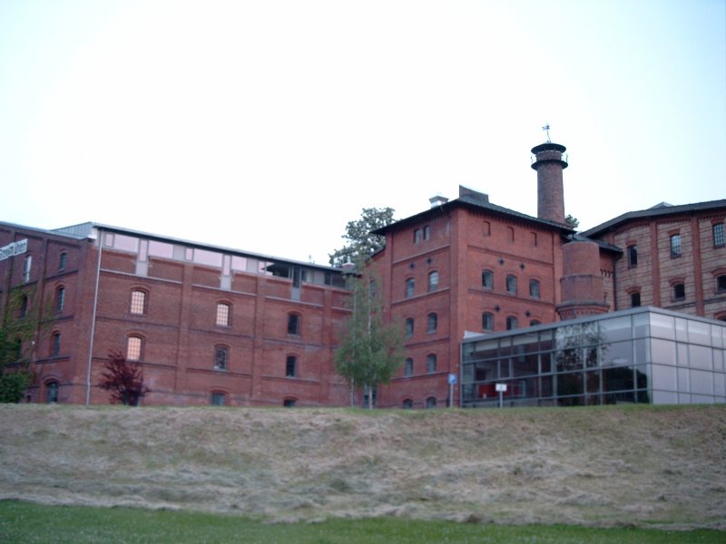 Die ehemalige  Malzfabrik , heute technisches Denkmal, dient dem Landkreis als Verwaltungsgebude