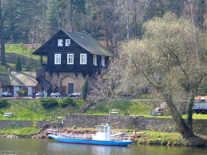 Die Fhre in Grimma mit dem wunderschnen Fhrhaus