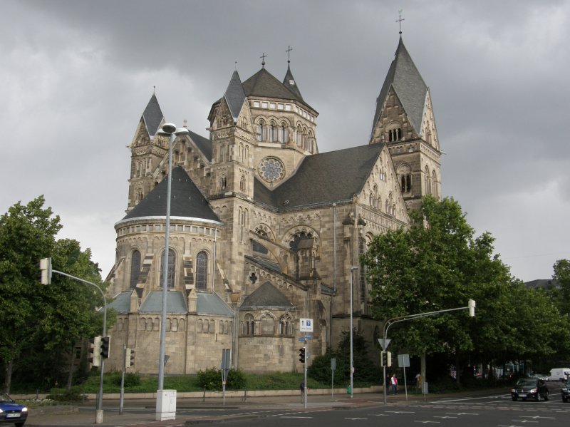 Die  Herz-Jesu-Kirche  in der Innenstadt von Koblenz am 12.07.2008.