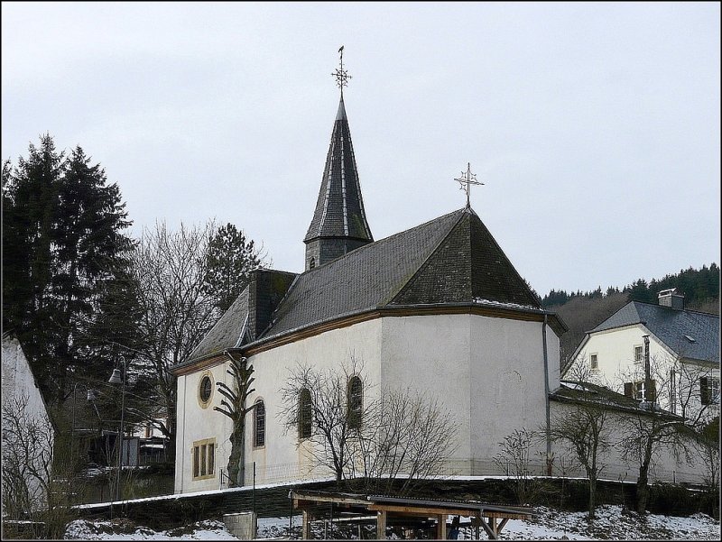 Die kleine Kirche von Enscherange fotografiert am 02.02.09. (Jeanny)