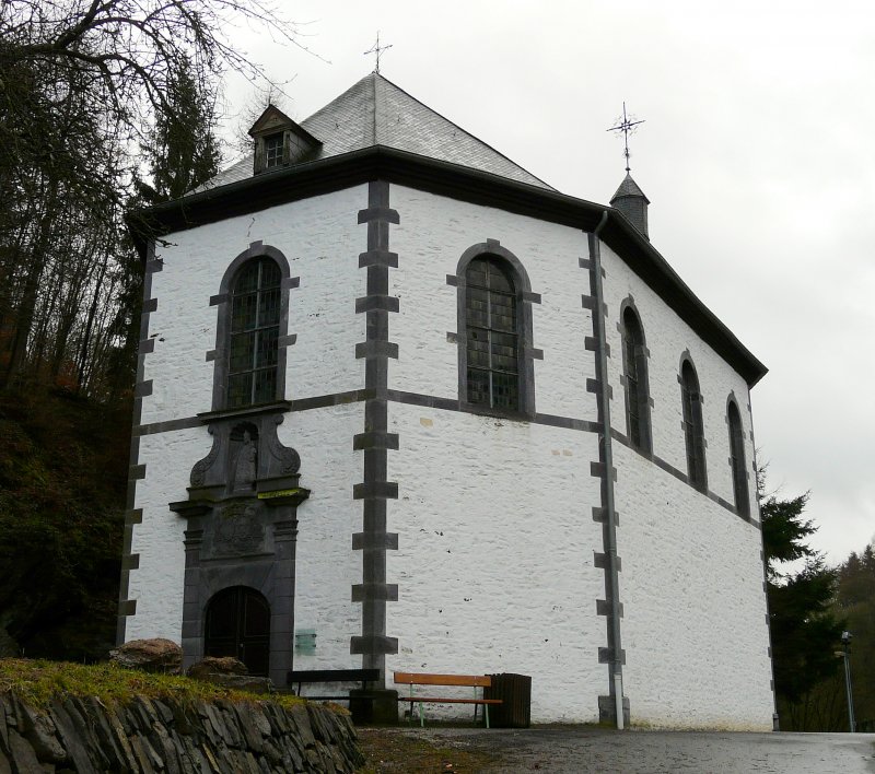 Die Loretokapelle in Clervaux (Luxemburg) wurde im Jahre 1761 von Graf Adrien-Jean-Baptiste, Baron von Clervaux, zu Ehren Unserer Lieben Frau von Loreto (Italien) errichtet. 16.01.08