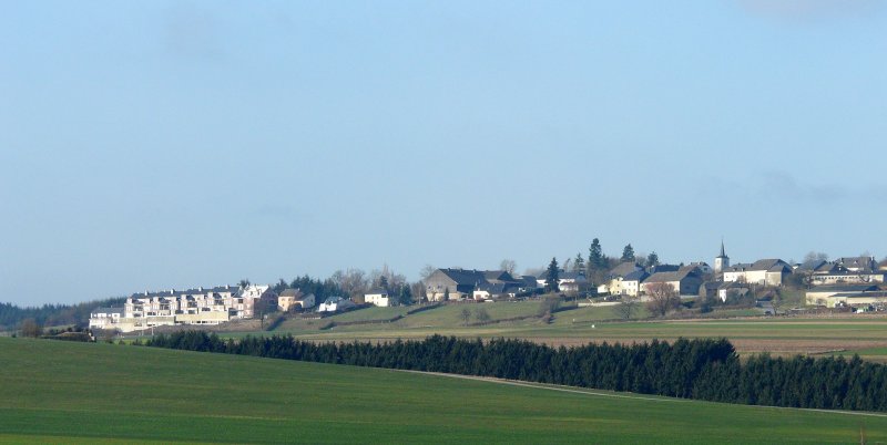 Die Ortschaft Noertrange (Luxemburg) von Wiltz aus gesehen am 17.12.07.