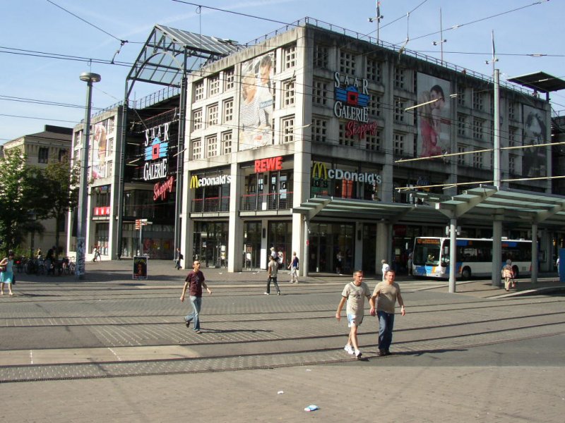 Die Saar-Galerie in Saarbrcken am 06.08.07 (fotogrfiert vom Bahnhofsvorplatz)!