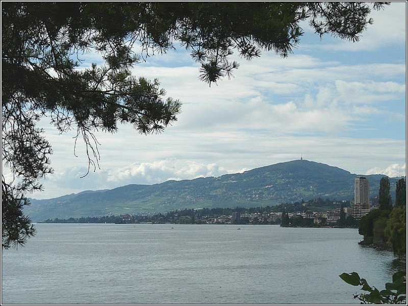 Die Stadt Montreux aufgenommen am 02.08.08. (Jeanny)