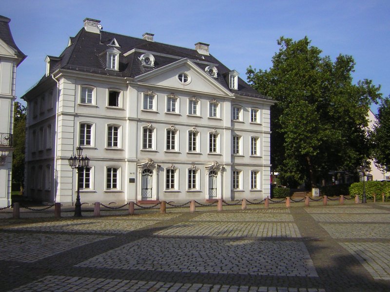 Dieses Haus ist auf dem Ludwigsplatz in Saarbrcken zu sehen.