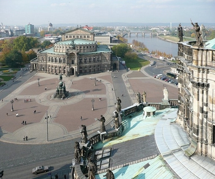 Dresden, Blick vom Residenzschloss zur Semperoper