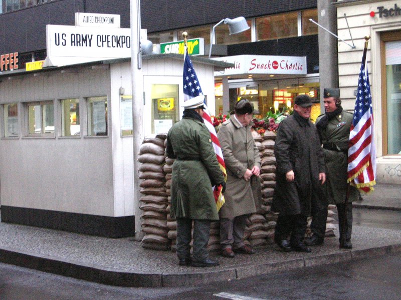 Ehem. Kontrollpunkt Checkpoint Charlie Berlin-friedricjstrasse, Sommer 2007