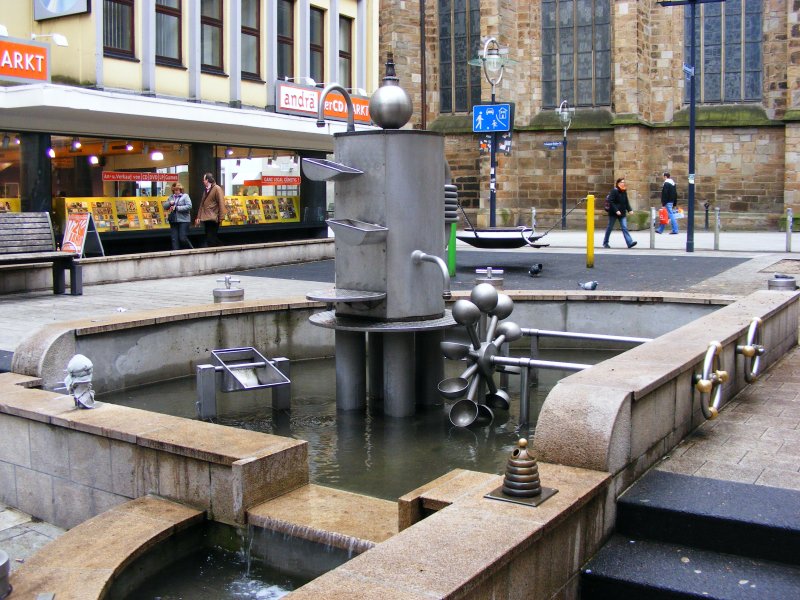 Ein Brunnen in der Dortmunder Innenstadt - 03. April 2008.