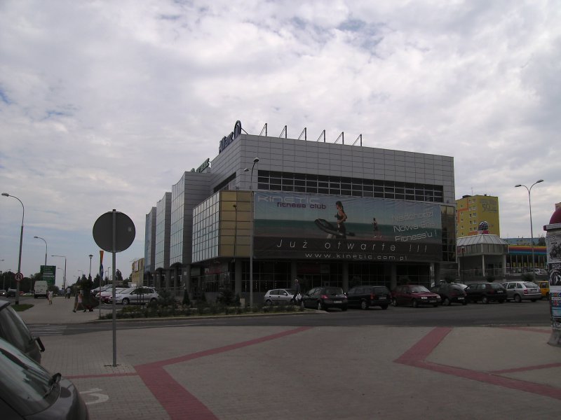 Ein Bürohaus neben der Alten Sporthalle in Olsztyn